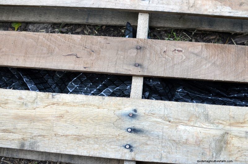 Make an Herbal Snack Bar Wall Hanging