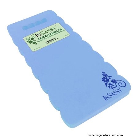 10 Walmart Garden Kneelers For A Comfortable Gardening Experience