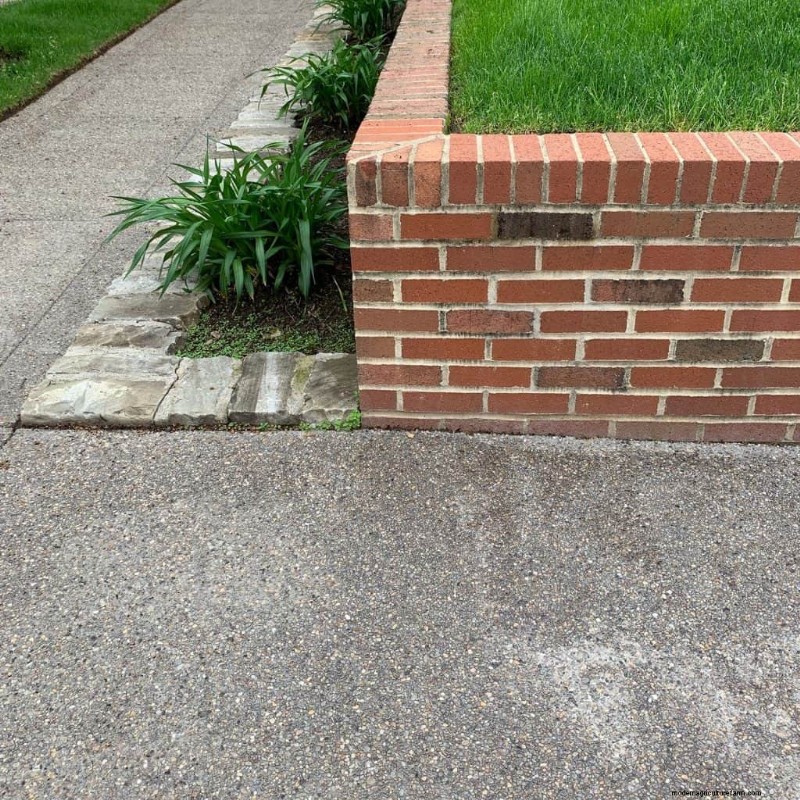 Should A Retaining Wall Be Level?