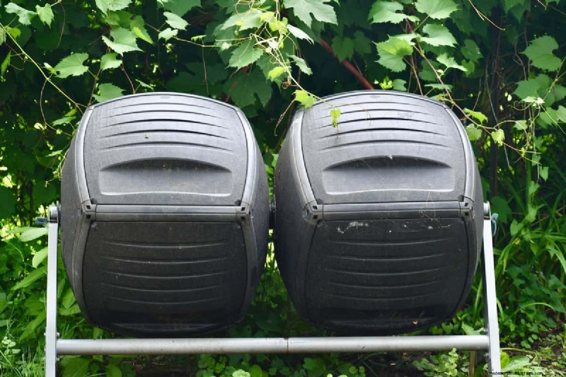 How Big Are Typical Compost Bins, Tumblers, Or Piles?
