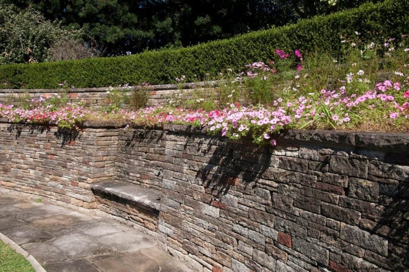 How Far Apart Should Retaining Wall Posts Be?