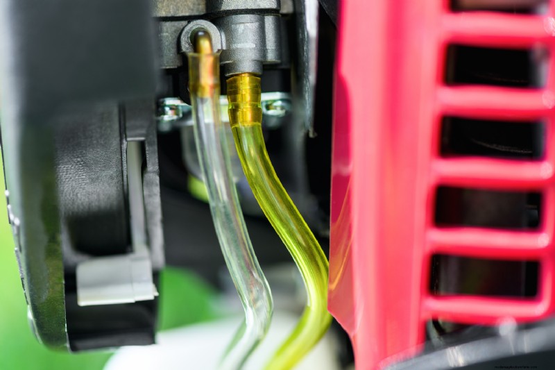 Oil In Lawn Mower Carburetor – What To Do?
