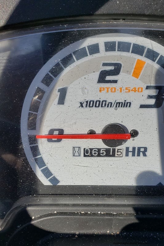 Cub Cadet Blinking Hourglass – Why And What To Do?