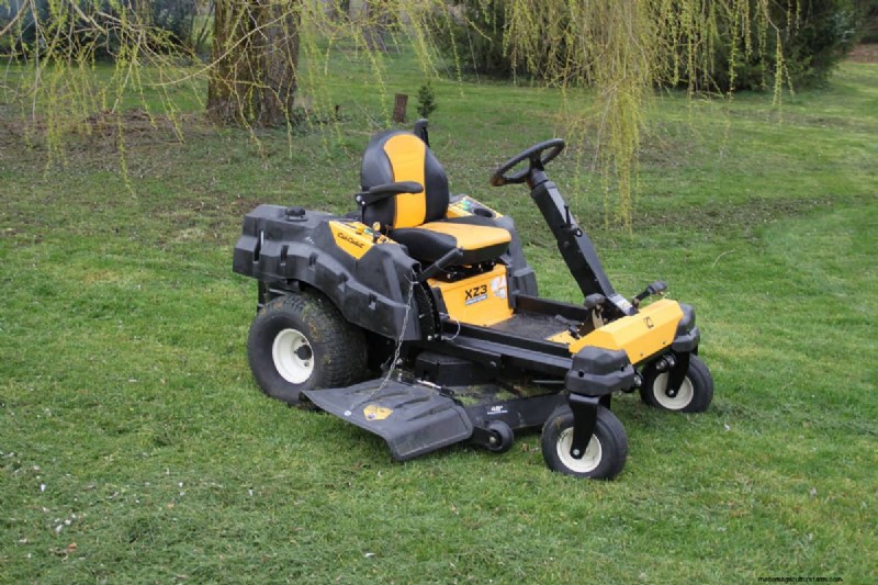 Cub Cadet Blinking Hourglass – Why And What To Do?