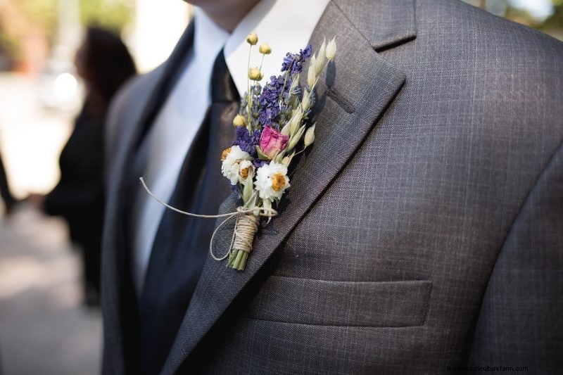 Unique DIY Bridal Bouquet: Vegetable & Herb Arrangements