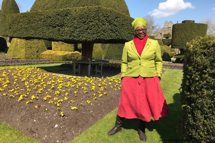 Gardeners World Presenters: A Look at the Iconic Hosts