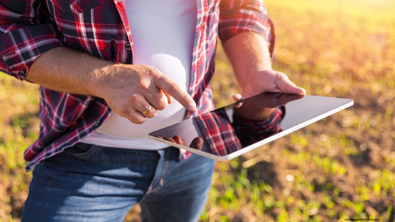Top Farm Apps: Optimize Your Farming Operations in 2024
