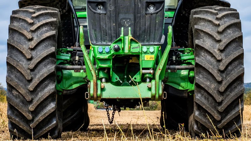 Tractor Tire Weight Guide: Sizes, Impact & Charts