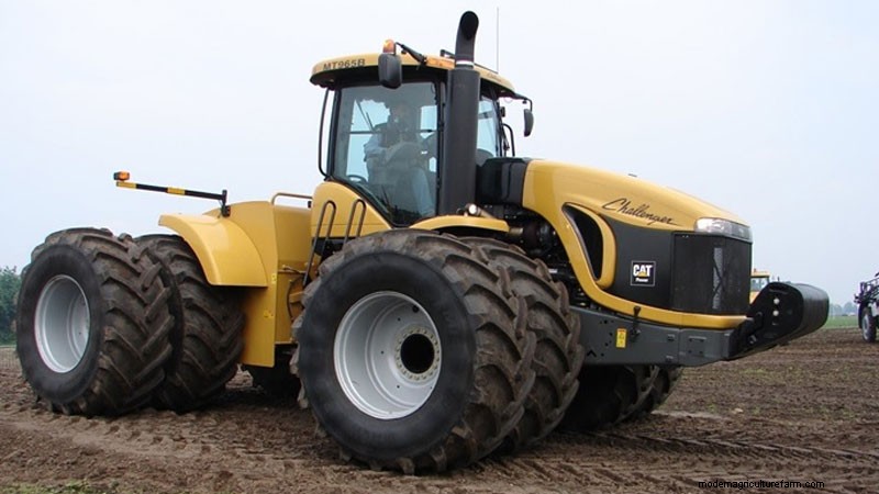 Top 15 Most Powerful Tractors Globally: Strength & Capabilities