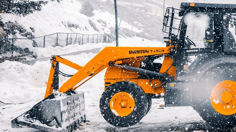Front-End Loader Compatibility: Can It Be Installed on Any Tractor?