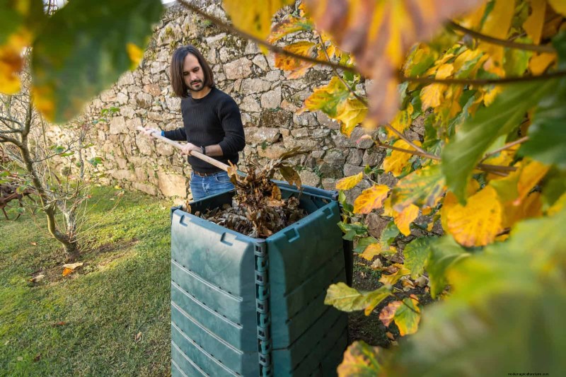 Backyard Composting Laws: Is It Legal in Your Area?