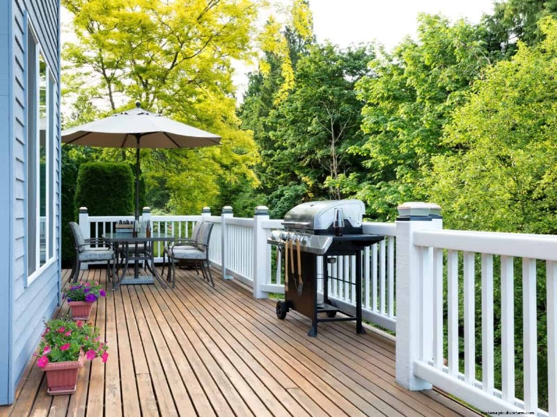 Avoid Costly Landscaping Mistakes: A Homeowner s Guide