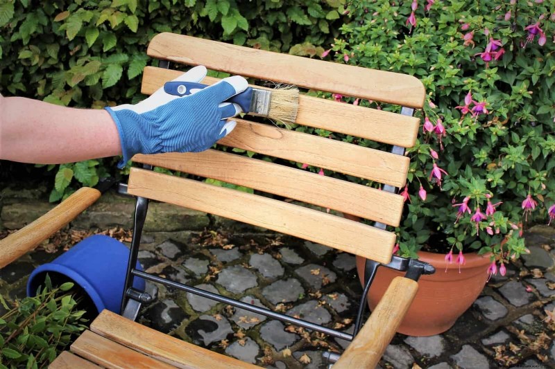 Easy Summer Gardening & Landscaping: 21 Low-Effort Projects