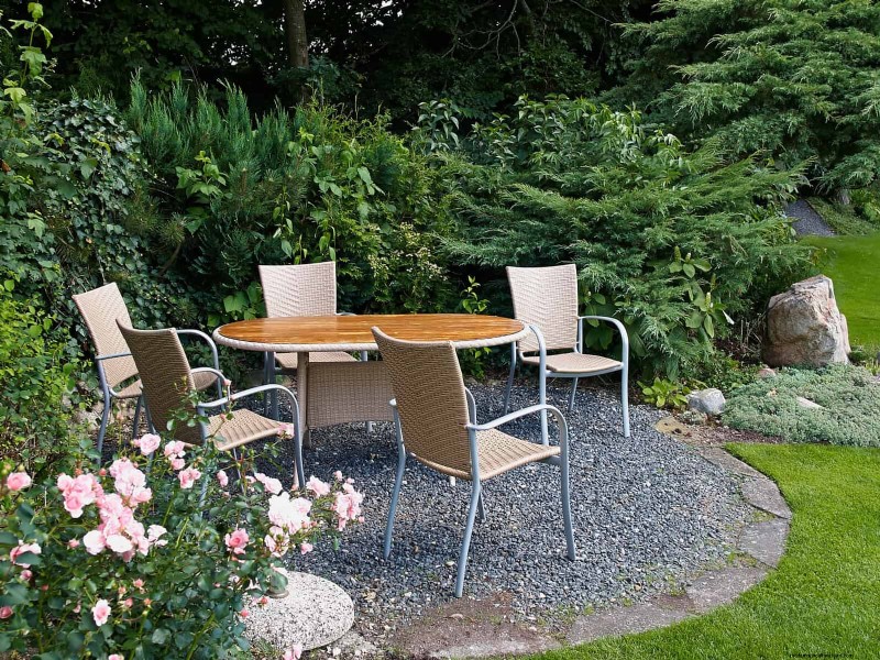Drought-Resistant Gardening: 7 Proven Techniques for a Thriving Garden