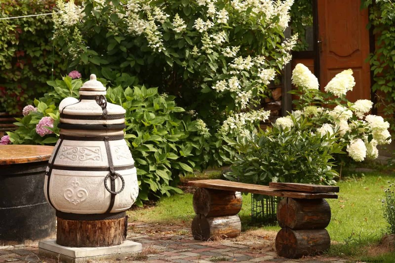 Wildlife-Friendly Meadow Garden Ideas: 25 Designs for a Low-Maintenance Oasis