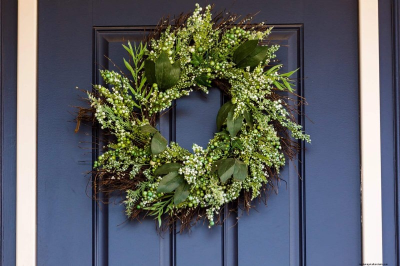 30 Simple & Affordable Landscaping Ideas to Enhance Curb Appeal