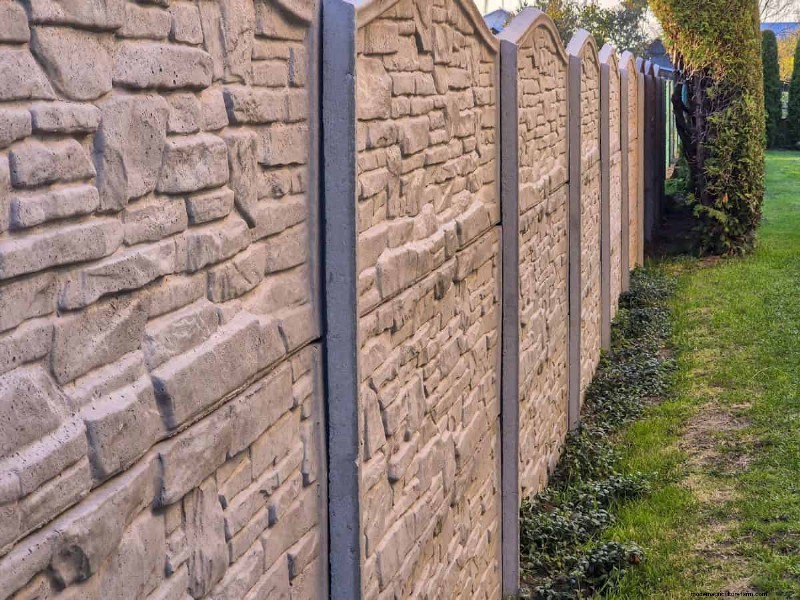 Backyard Privacy: 30 Ideas for a Tranquil Outdoor Space