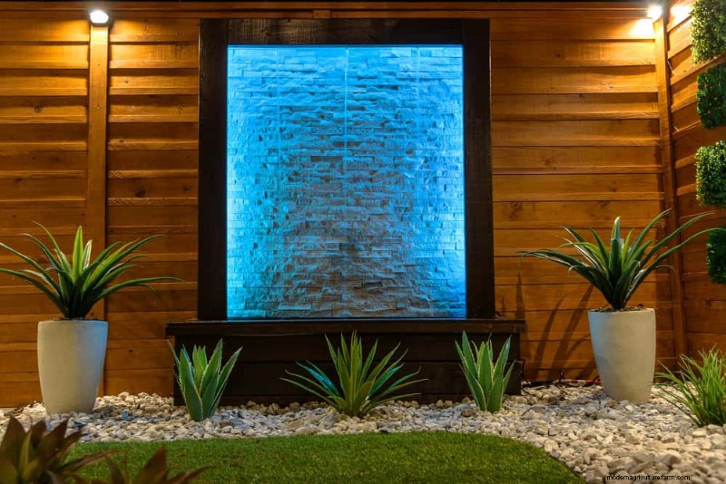 Backyard Privacy: 30 Ideas for a Tranquil Outdoor Space