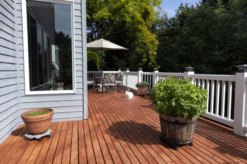 Transform Your Yard: 30 Simple Landscaping Ideas for BBQ Season