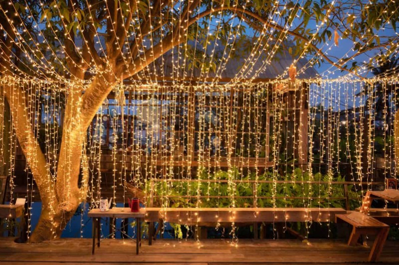 Outdoor Lighting Ideas: Transform Your Garden After Dark | Depositphotos