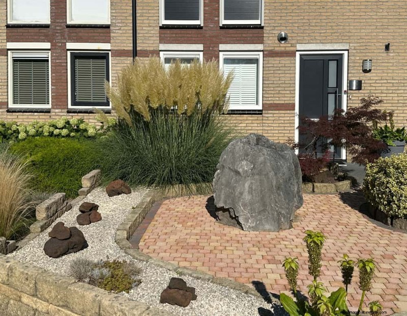 Ornamental Grasses: 12 Creative Landscaping Ideas