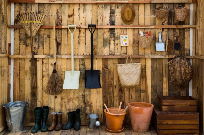 Winterize Your Garden Tools: Cleaning & Storage Guide