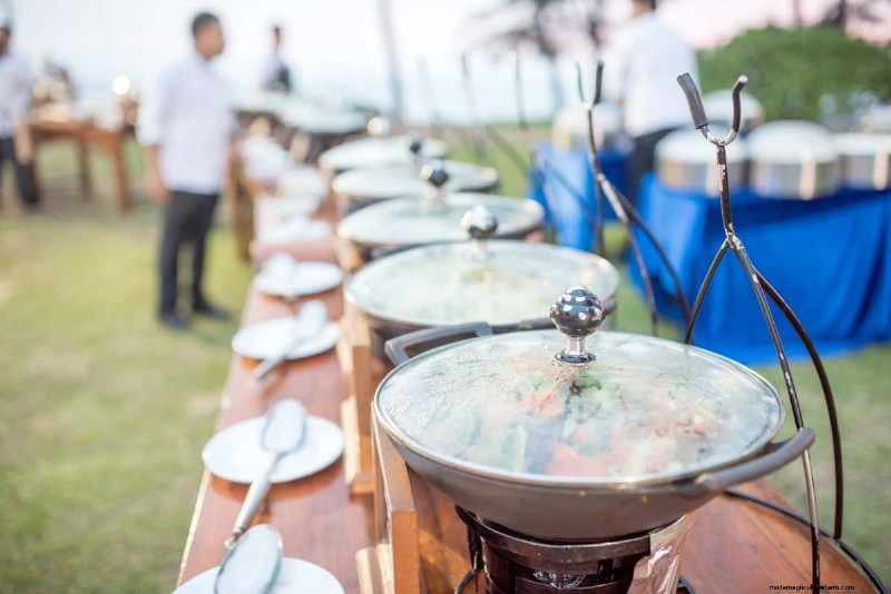 Plan a Stunning Garden Party: 25 Expert Tips for Outdoor Celebrations