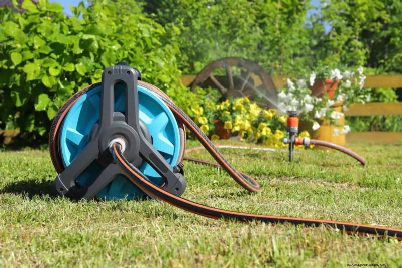Expandable Hose Reels: Can You Use a Reel with an Expandable Garden Hose?