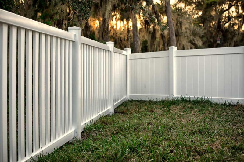 Wall Fences: Design, Benefits & Installation Guide