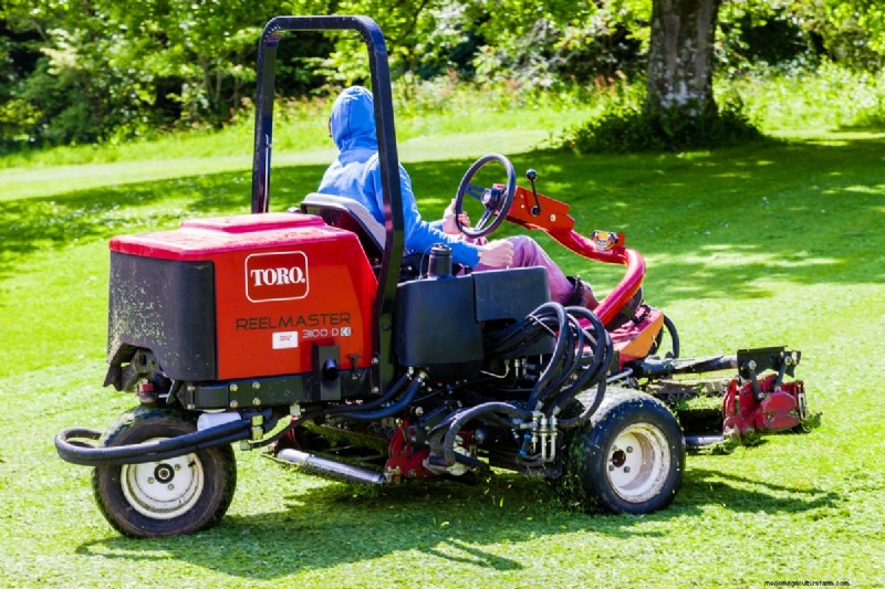 Toro Timecutter Steering Adjustment: A Comprehensive Guide