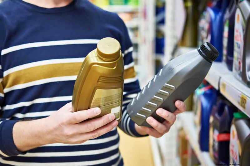 Ryobi 4-Cycle Weed Eater Oil: Choosing the Right Lubricant