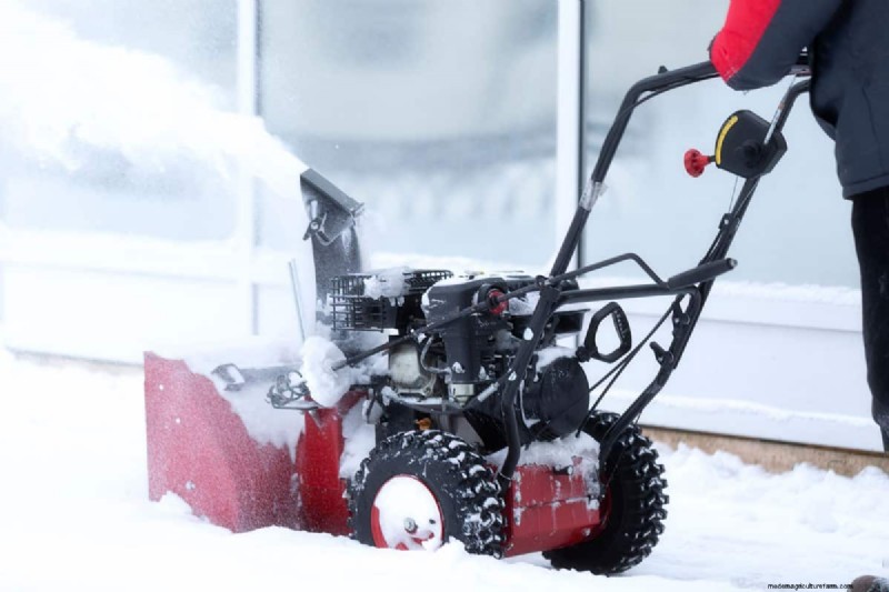 Troubleshooting: Cub Cadet Snow Blower Won t Start After Storage