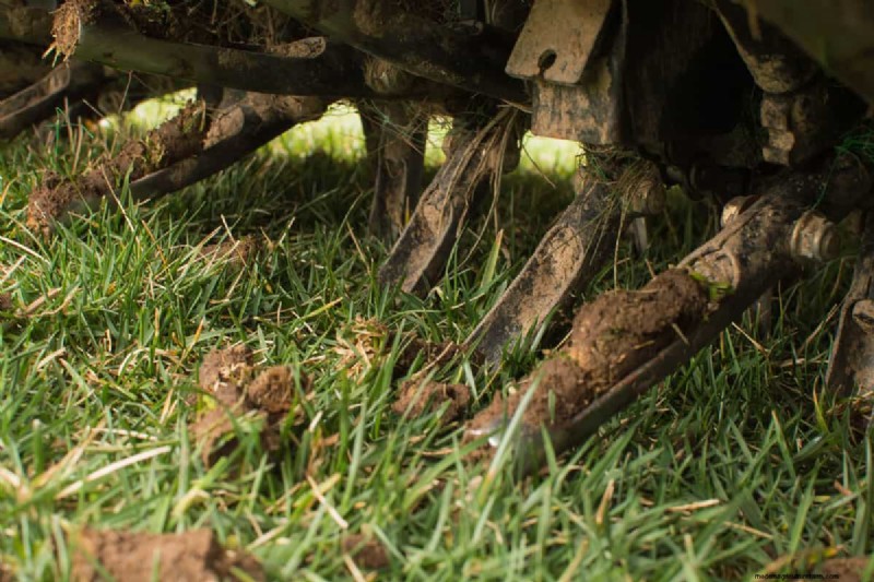Aerator Not Pulling Plugs? Causes & Troubleshooting