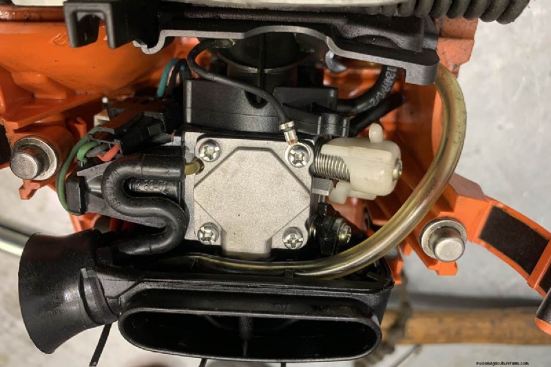 Chainsaw Muffler Leaking Fuel? Causes & Fixes