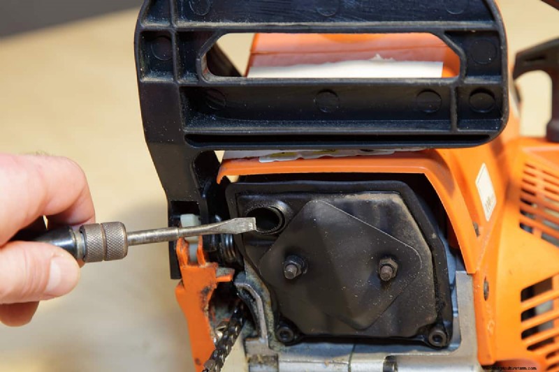 Chainsaw Muffler Leaking Fuel? Causes & Fixes
