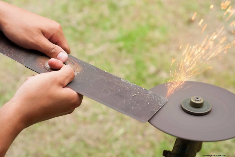 Troubleshooting Zero-Turn Mower Issues: Why One Side Isn t Working