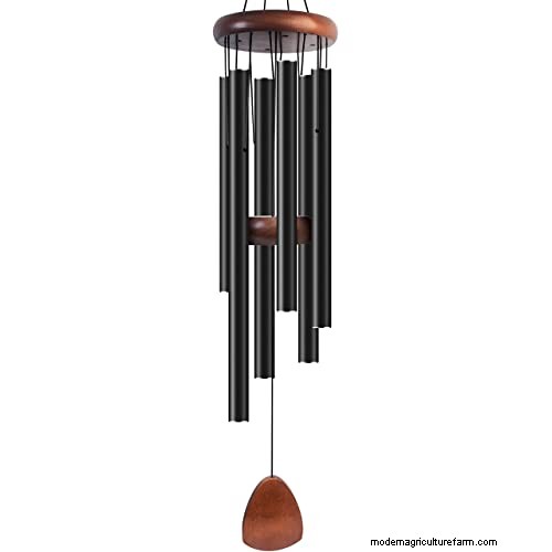 Protecting Pets from Hawks: Do Wind Chimes Really Work?