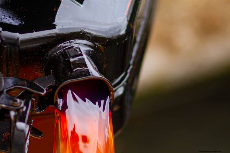 Mixing Roundup & Diesel Fuel: Risks & Precautions