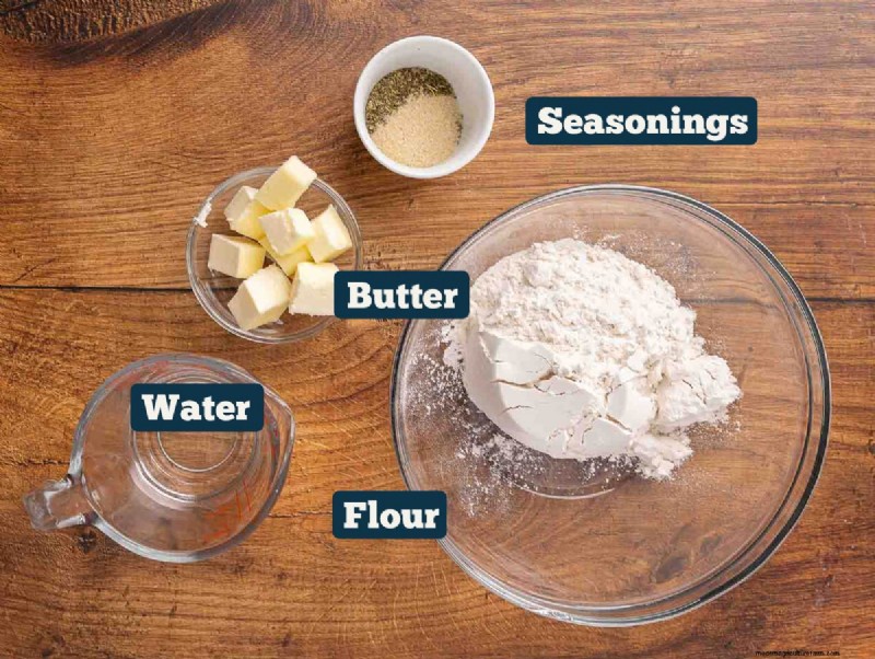 Easy Homemade Crackers: Simple Recipe for Crispy, Flavorful Snacks