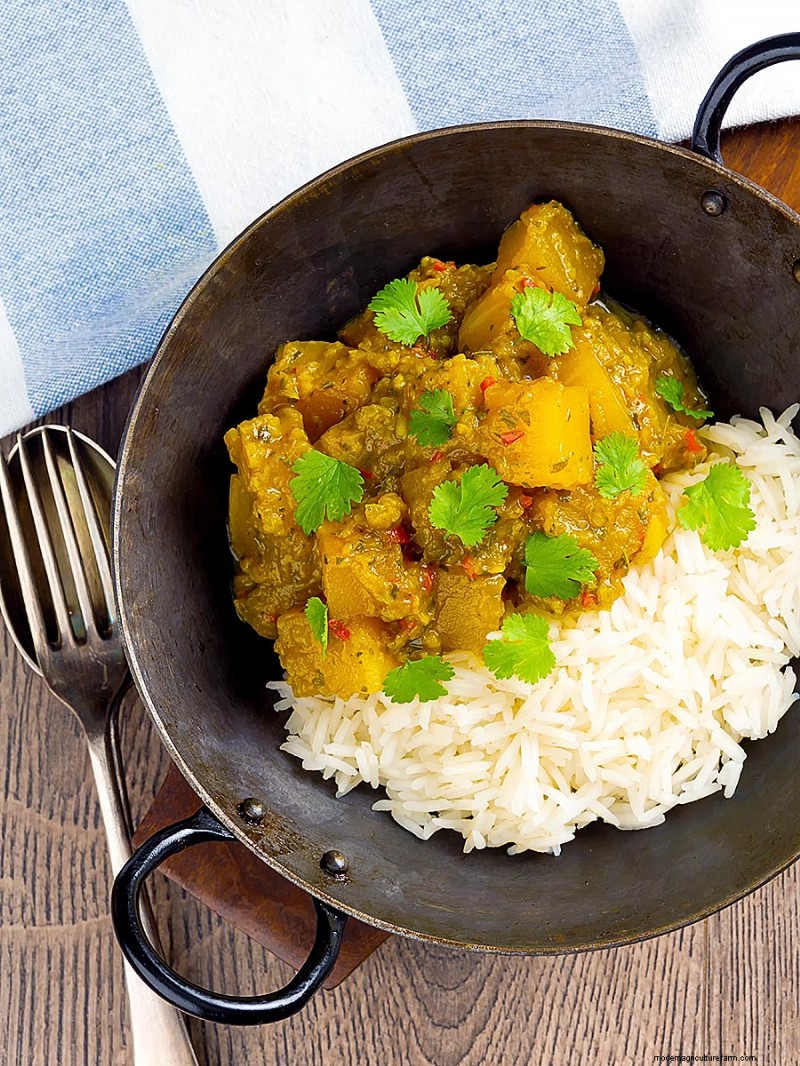 Authentic Burmese Pumpkin Curry with Mint & Tamarind – Quick, Vegan, & Flavorful