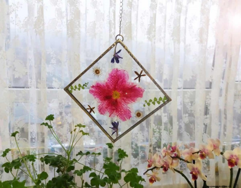25 DIY Ideas to Repurpose Garden Scraps into Beautiful Home Décor