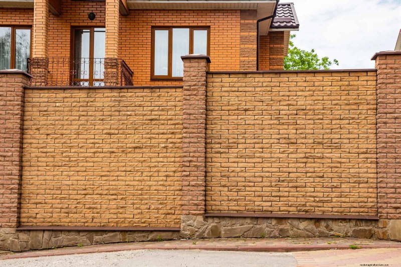 21 Expert Landscaping Strategies to Shield Your Home from Wildfires